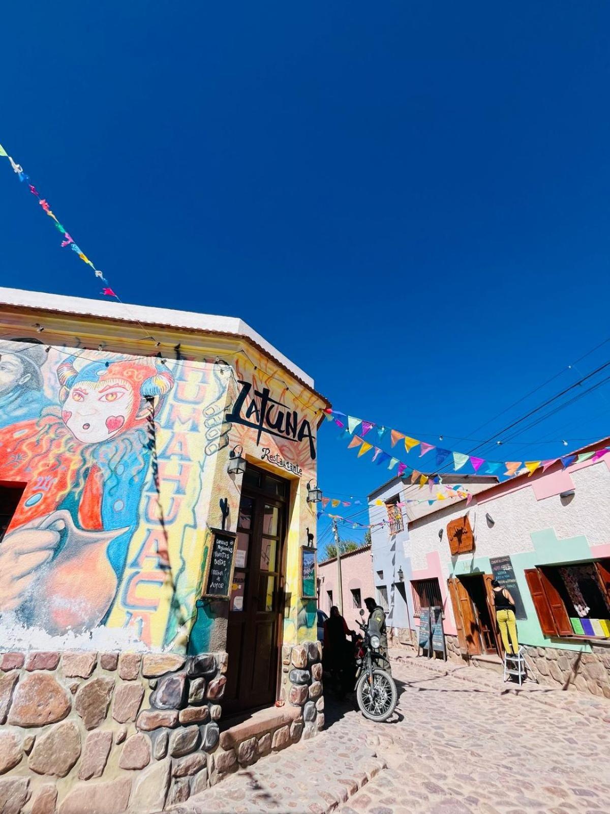 Casa Puna Hostal & Cafe ウマウアカ エクステリア 写真